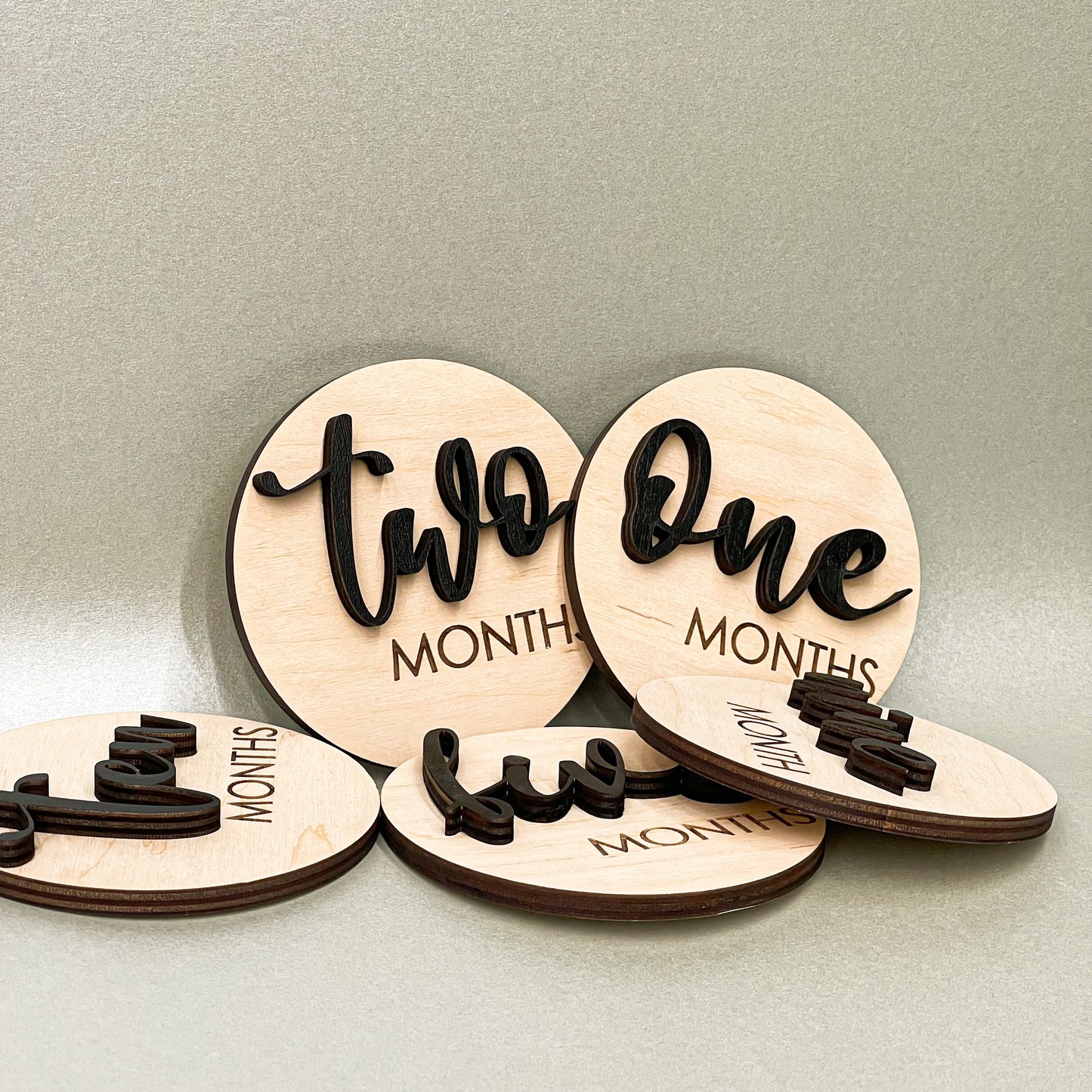 Baby Monthly Sign Set, Baby Announcement, New Mom Gift, Baby Shower Gift, Milestone Discs, Wood Monthly Photo Markers