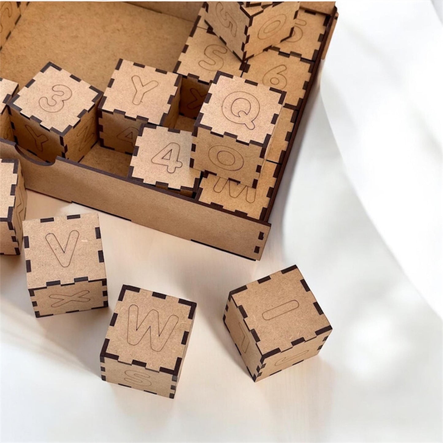 Kids Wooden Blocks Set – Paintable Building Cubes for Creative Play