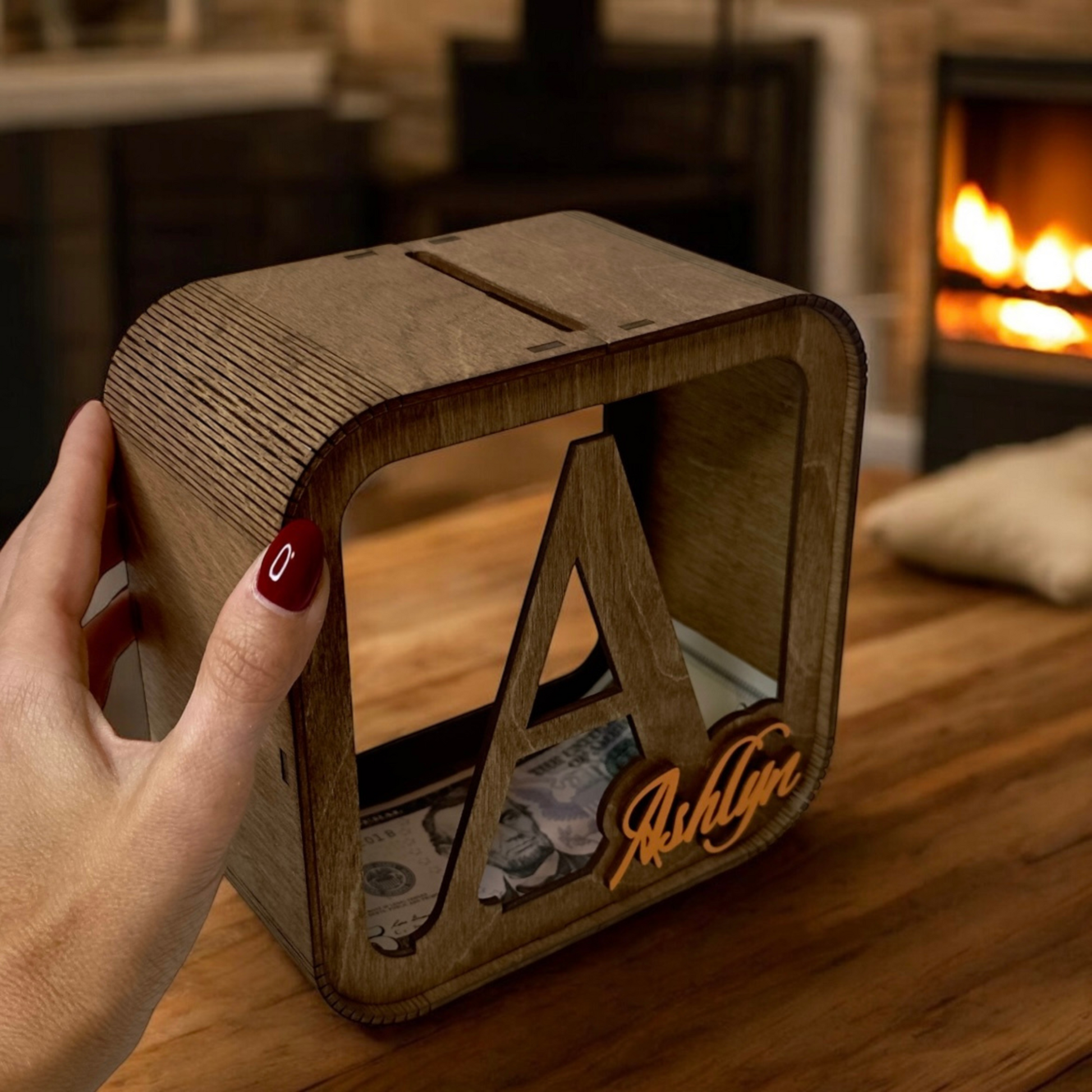 personalized wooden money box for children, stylish with the child's name in color